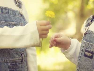 把你交给别人去照顾，我不放心！